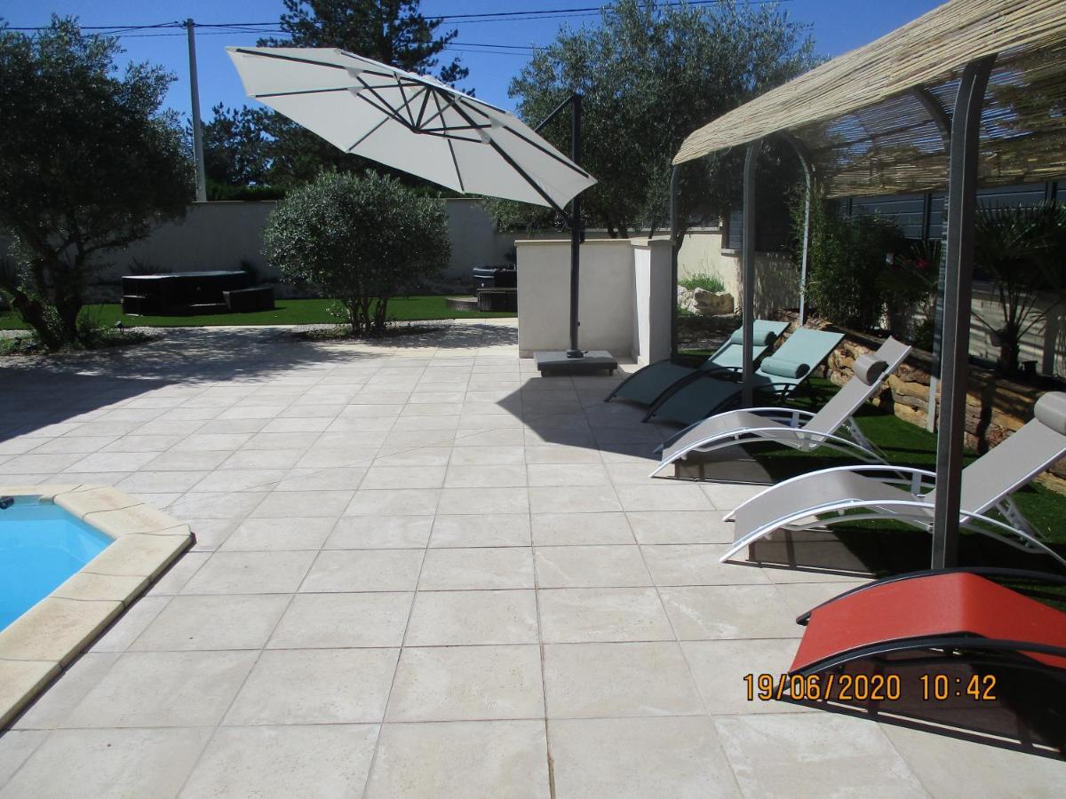 Les Gites De L'Arbousier Quissac  Exterior photo