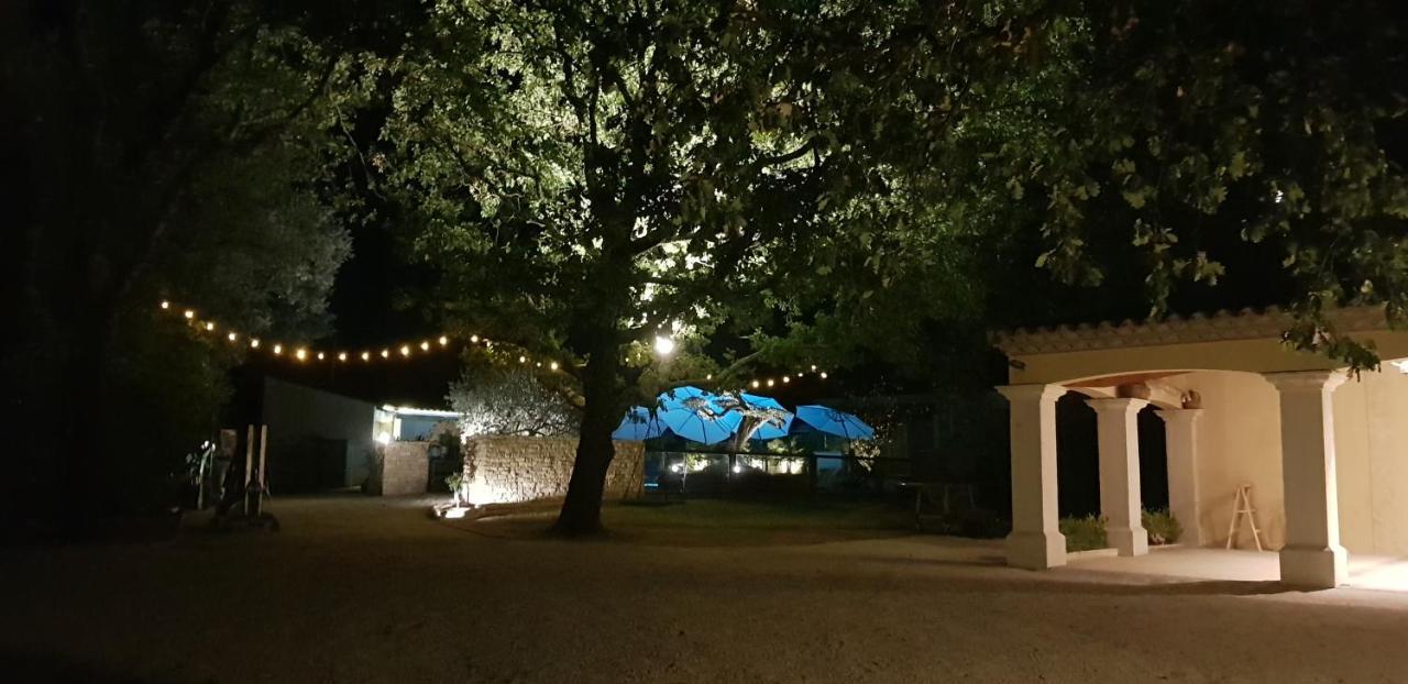 Les Gites De L'Arbousier Quissac  Exterior photo